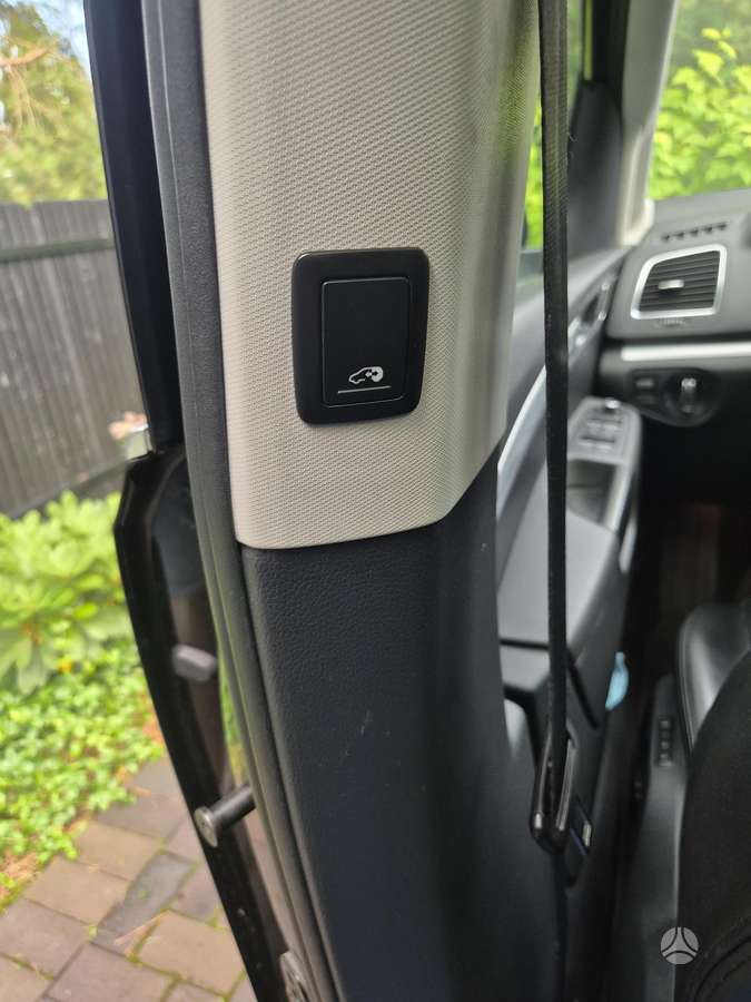Volkswagen Sharan - 8
