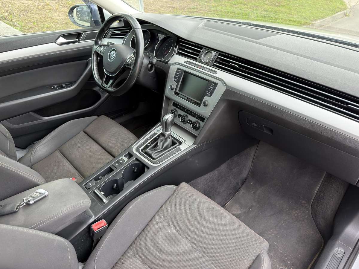 Volkswagen Passat, 2.0 l., Универсал