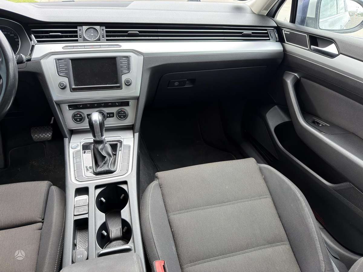 Volkswagen Passat, 2.0 l., Универсал