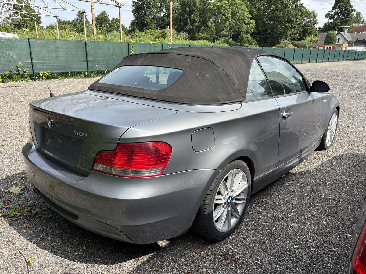 BMW 118, 2.0 l., Кабриолет