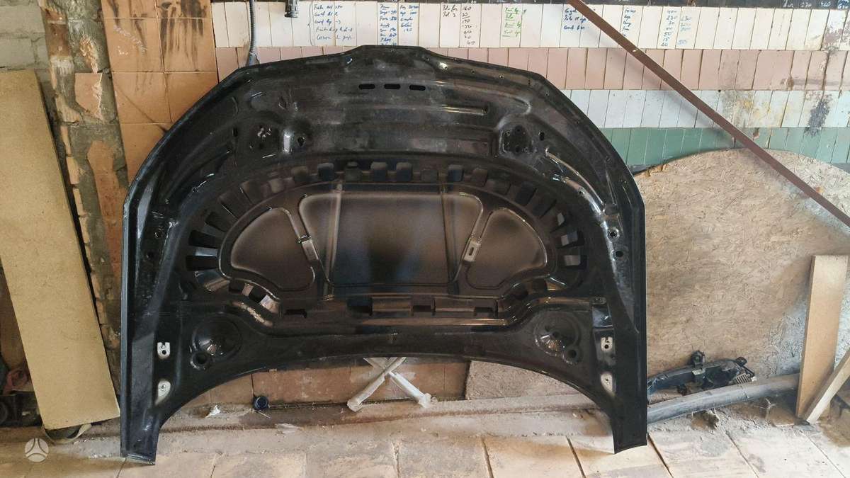 Skoda Scala kėbulo dalys