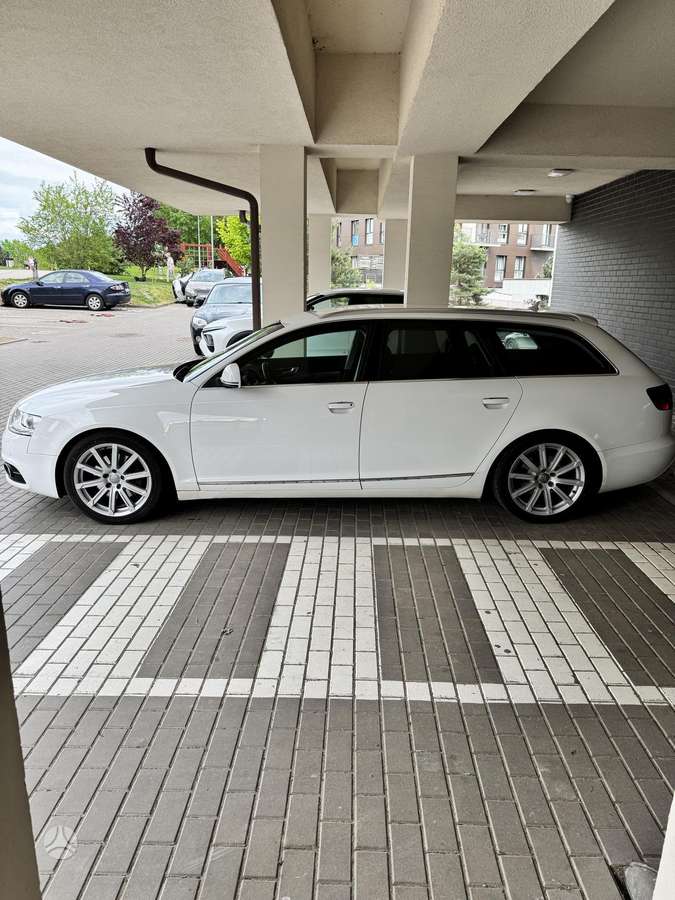 Audi A6, 2.0 l., universalas