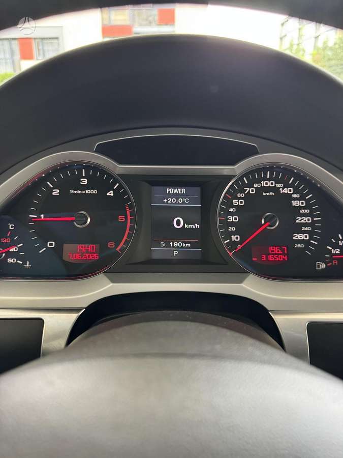 Audi A6, 2.0 l., universalas
