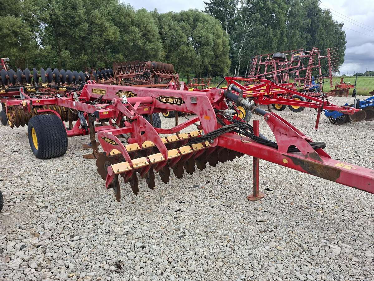 Vaderstad Top Down 300, scrapers, scrubbers