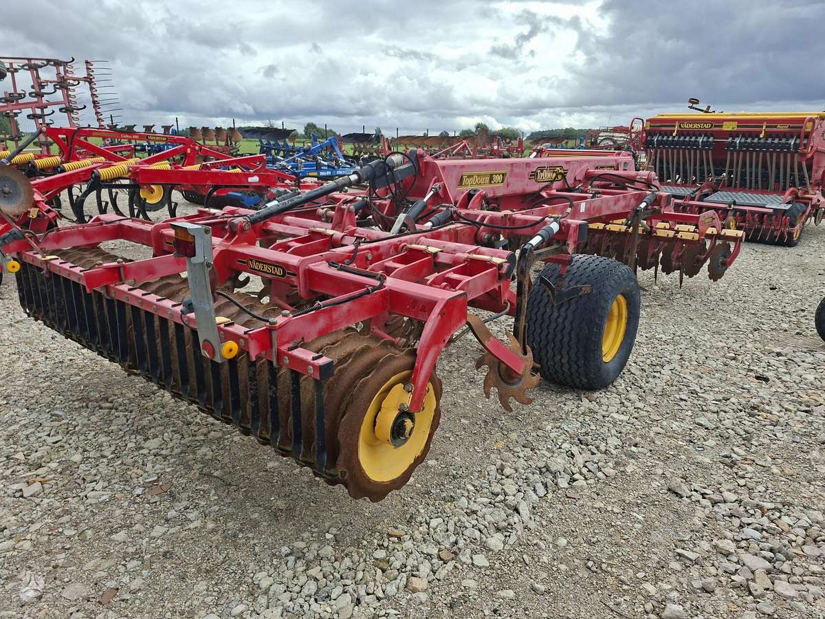 Vaderstad Top Down 300, скребки, скрубберы