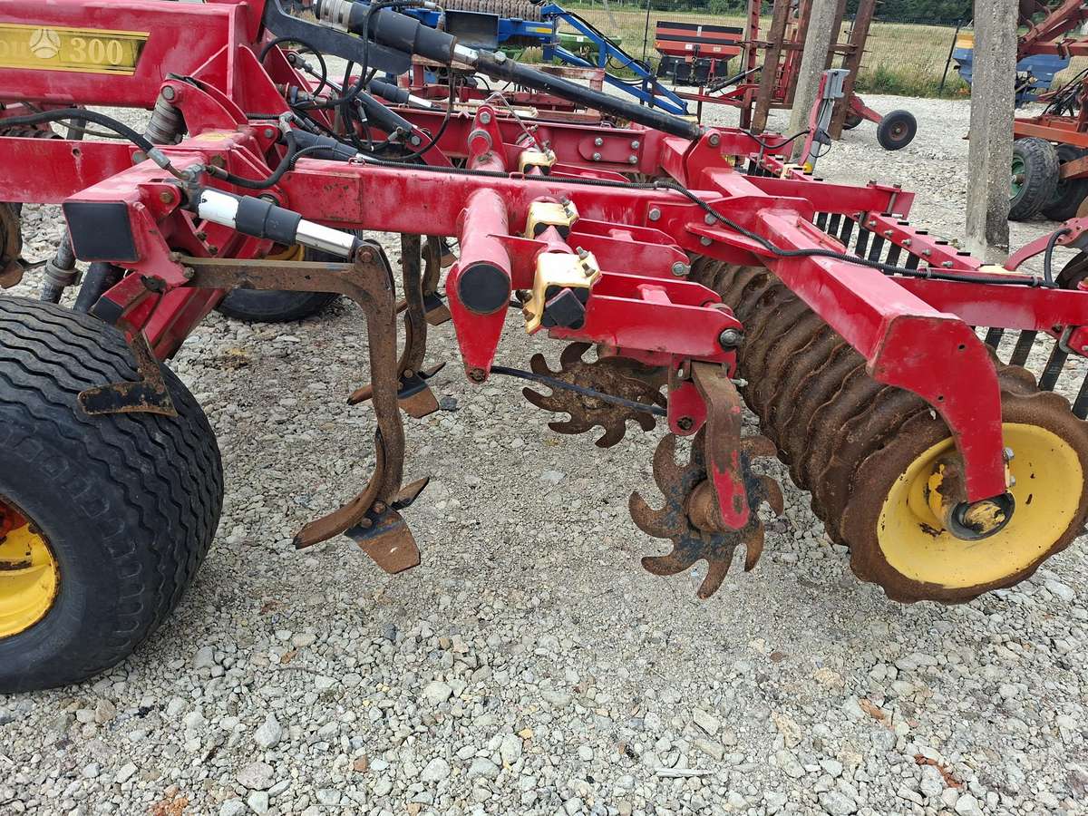 Vaderstad Top Down 300, scrapers, scrubbers