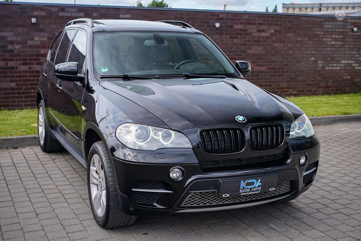 BMW X5, 3.0 l., off-road / crossover