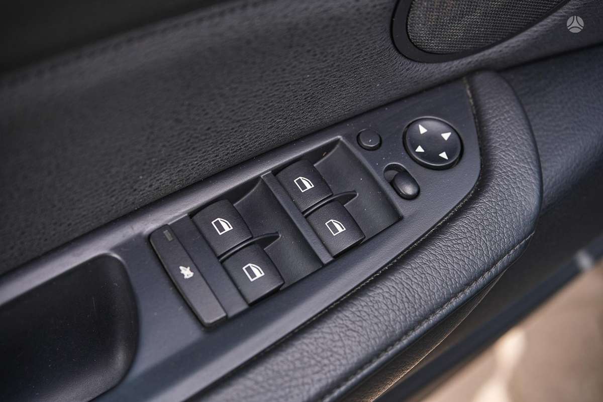 BMW X5, 3.0 l., off-road / crossover