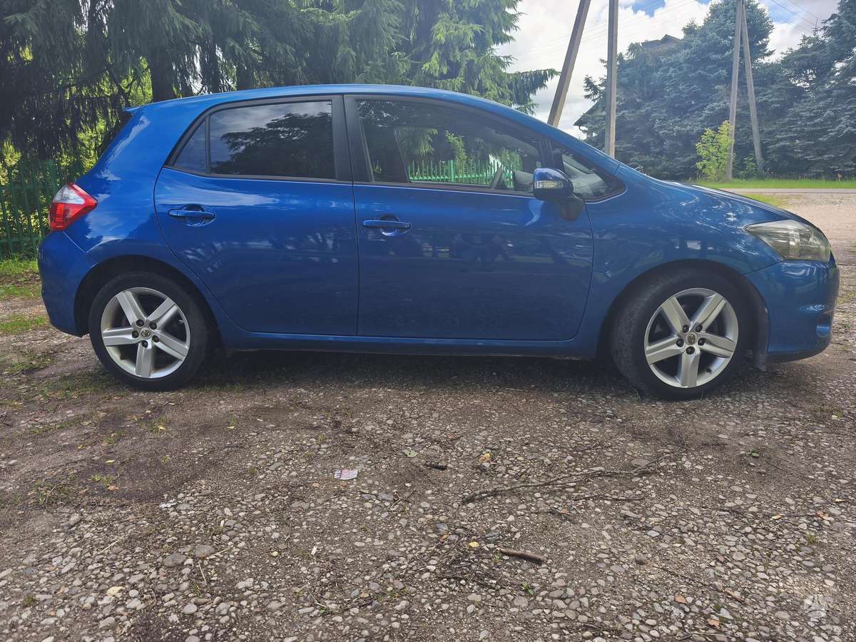 Toyota Auris, 2.0 l., hatchback