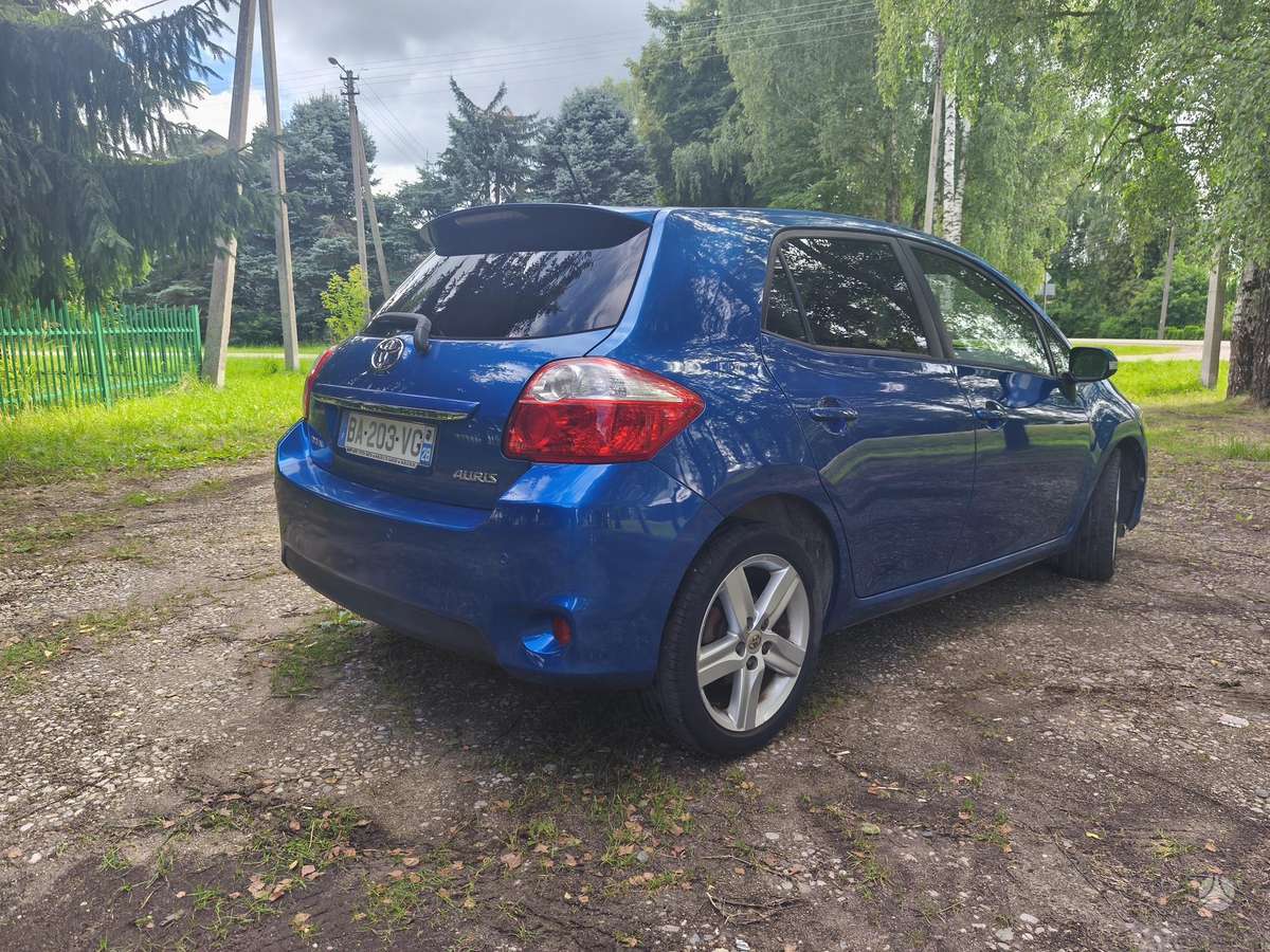 Toyota Auris, 2.0 l., hatchback