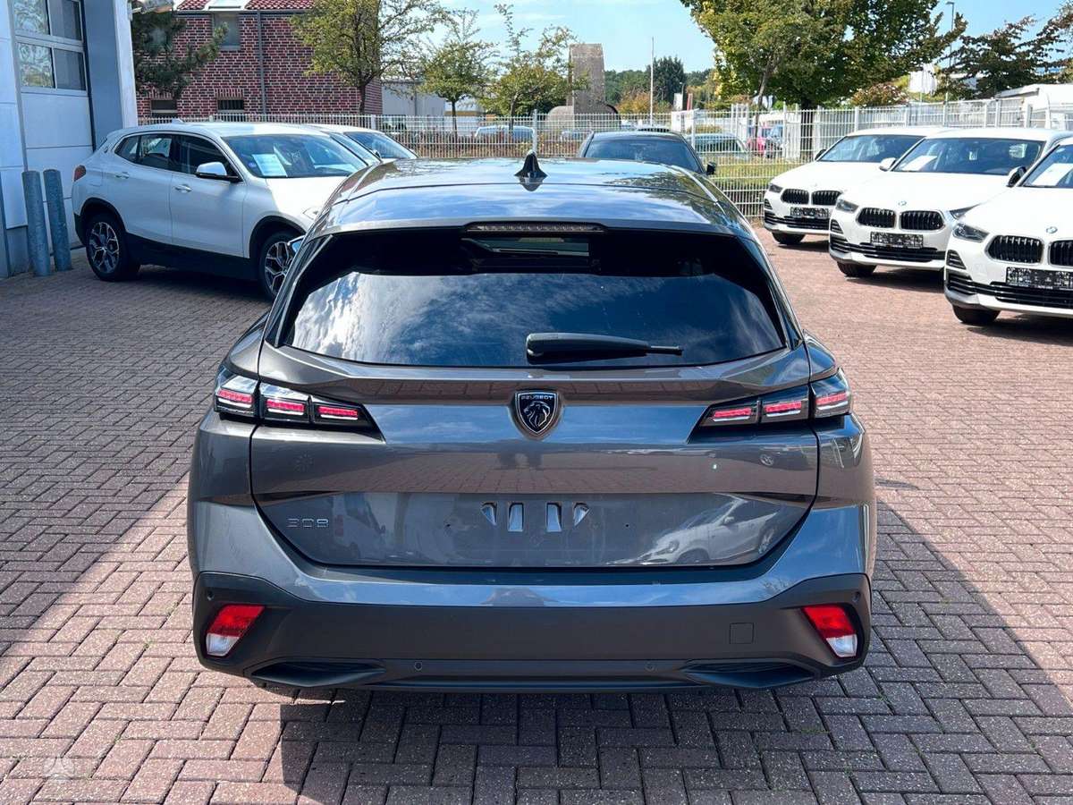 Peugeot 308, 1.2 l., Универсал
