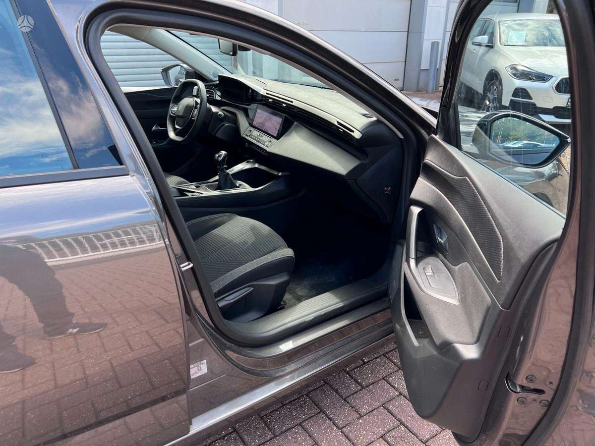 Peugeot 308, 1.2 l., Универсал