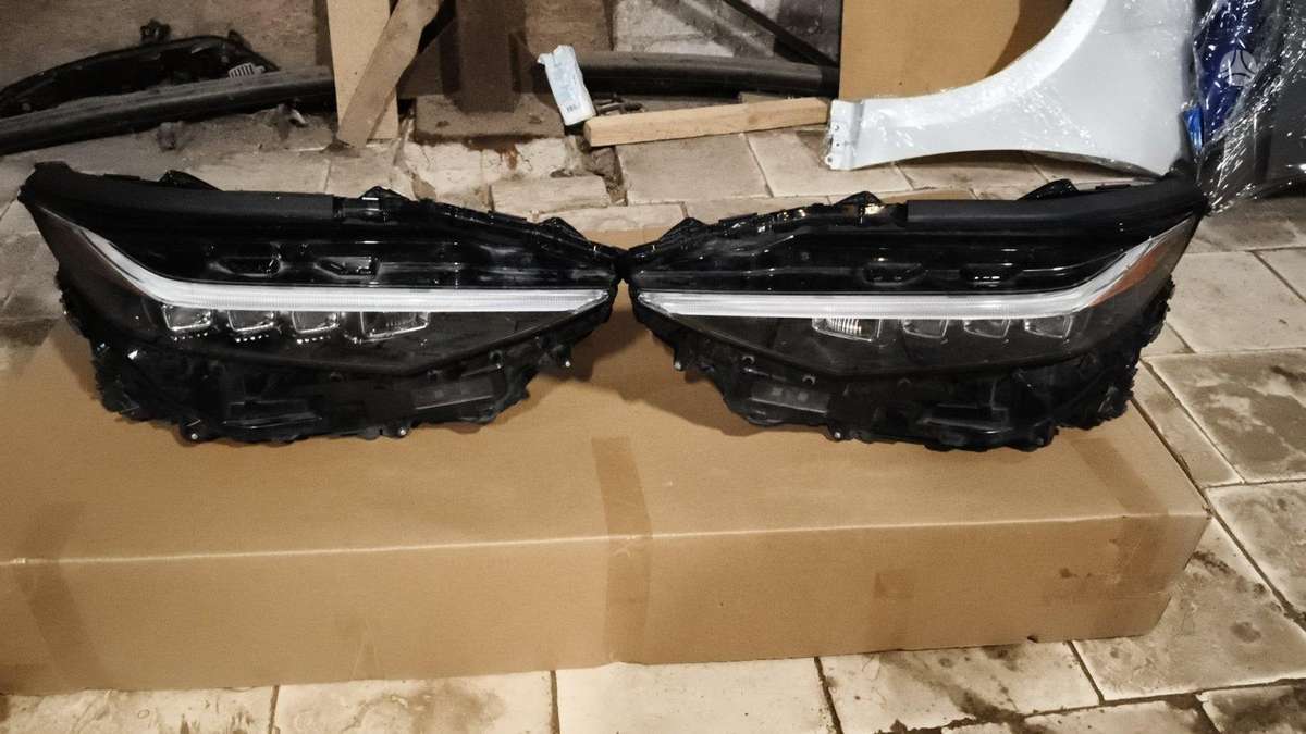 Toyota bZ4X kėbulo dalys