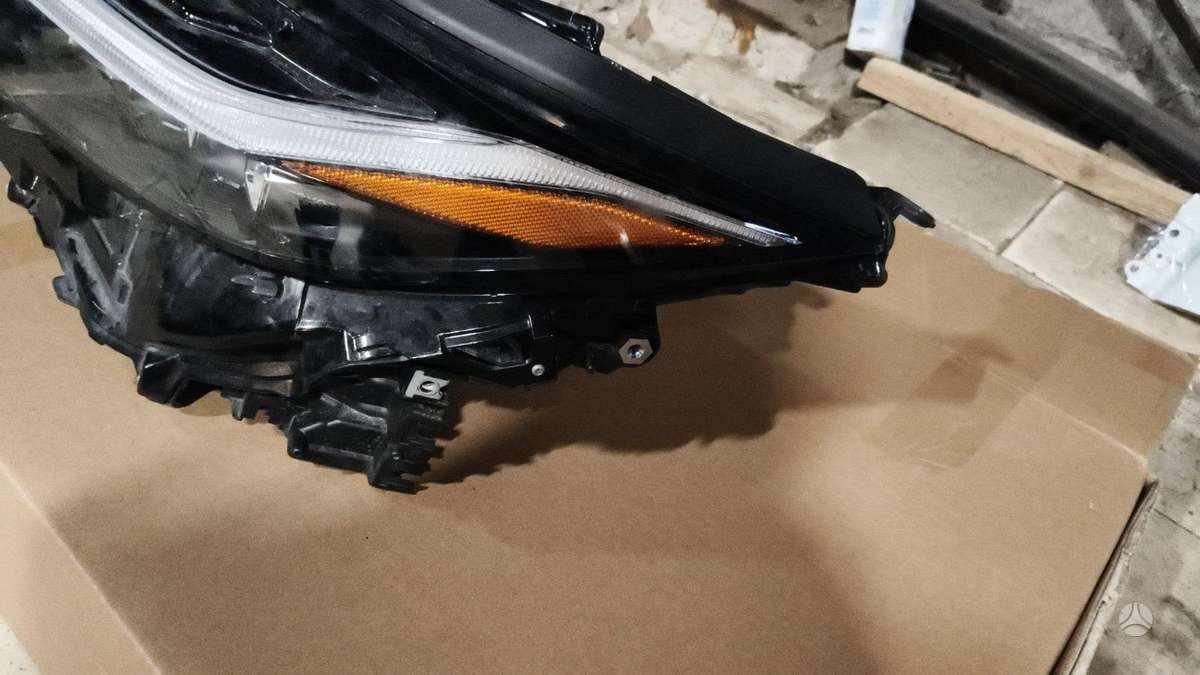 Toyota bZ4X детали кузова