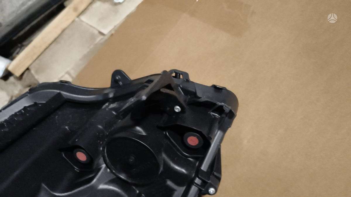 Toyota bZ4X kėbulo dalys