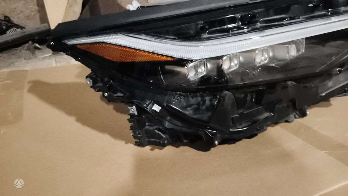Toyota bZ4X kėbulo dalys