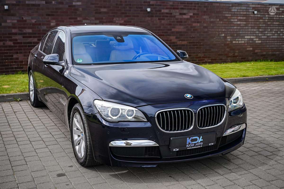 BMW 730, 3.0 l., Седан