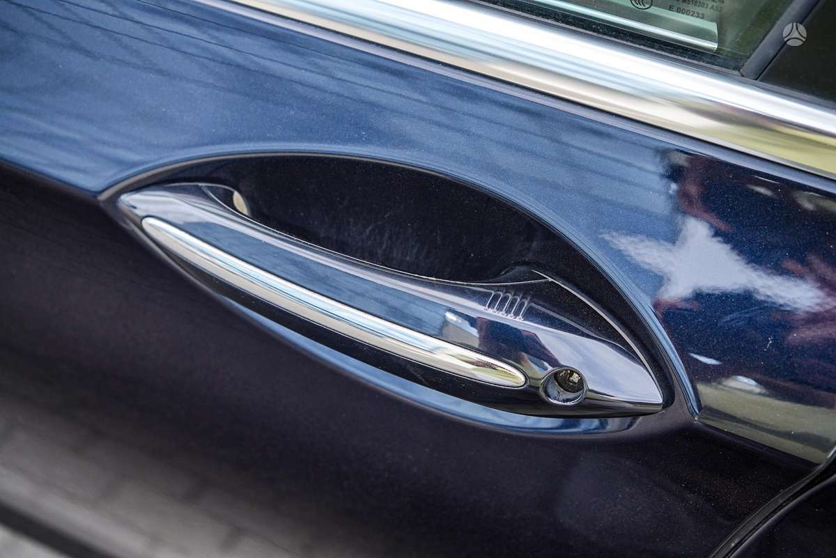 BMW 730, 3.0 l., Седан