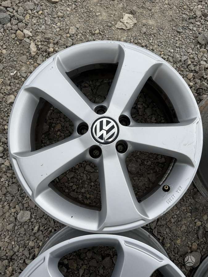 Volkswagen, light alloy, R17