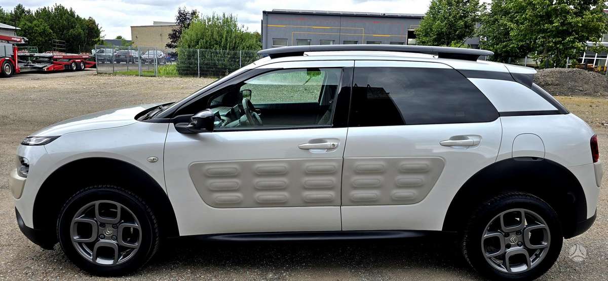 Citroen C4 Cactus, 1.6 l., Хэтчбек