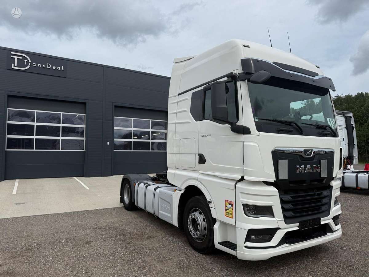 MAN TGX 18.470, 2 спальных места