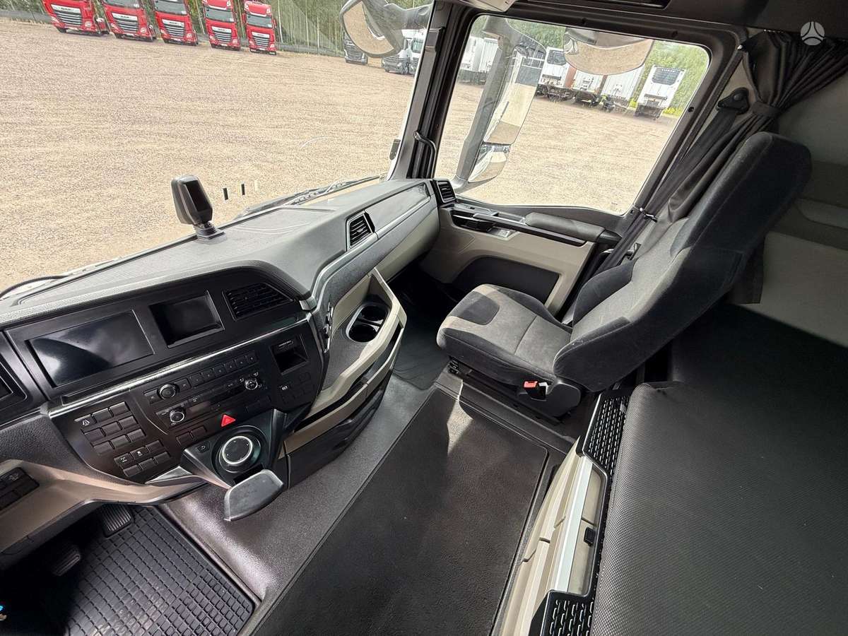 MAN TGX 18.470, 2 miegamosios vietos