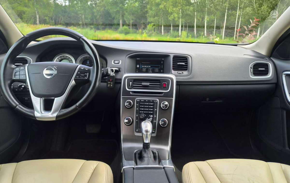 Volvo V60, 2.0 l., Универсал