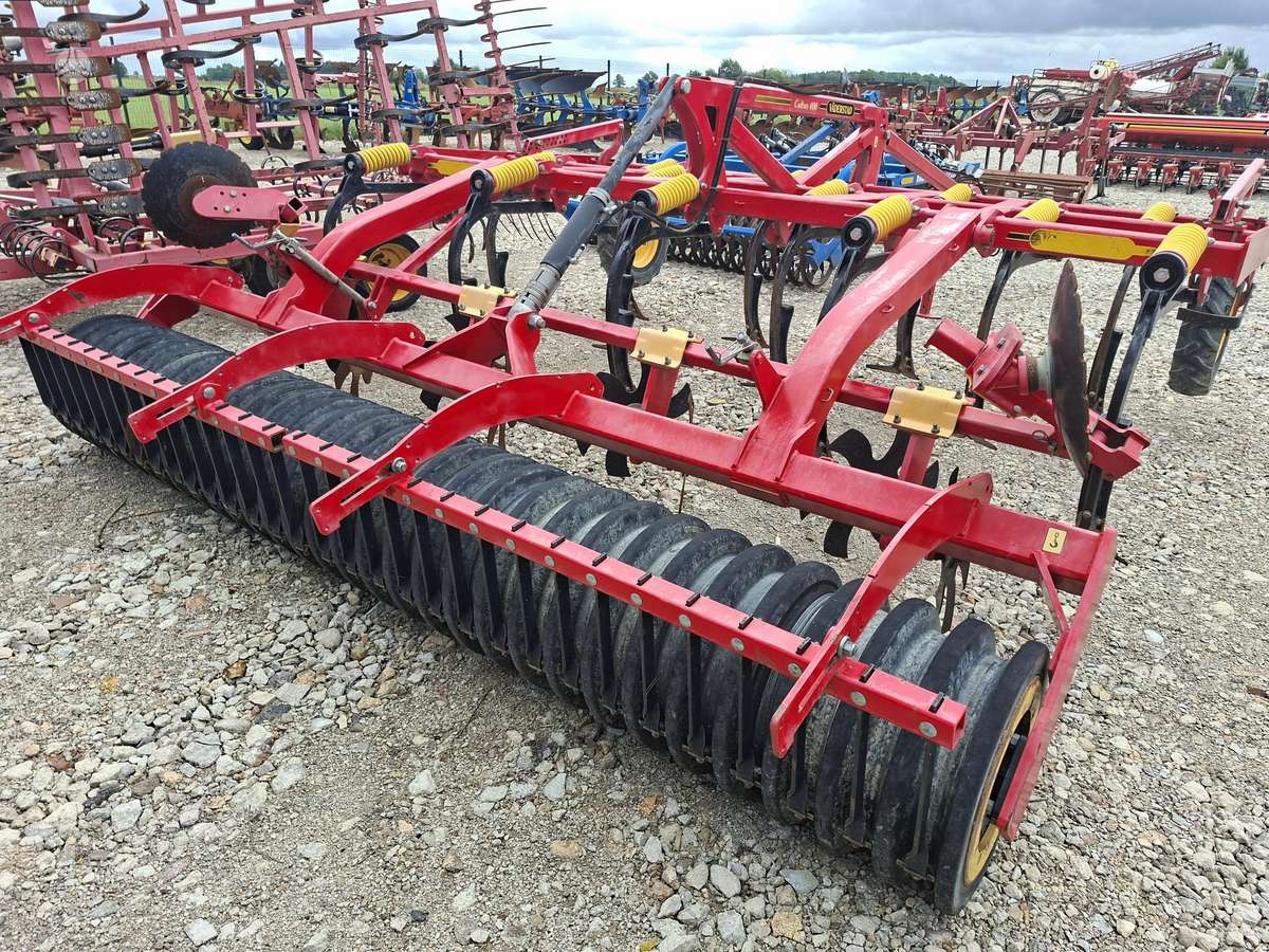 Vaderstad Cultus CS 400, скребки, скрубберы