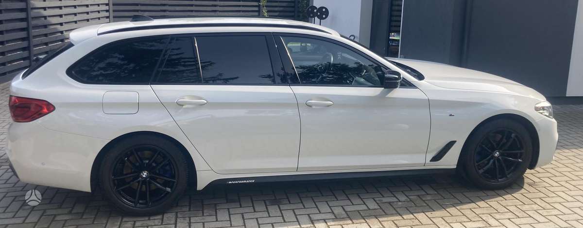 BMW 520, 2.0 l., Универсал