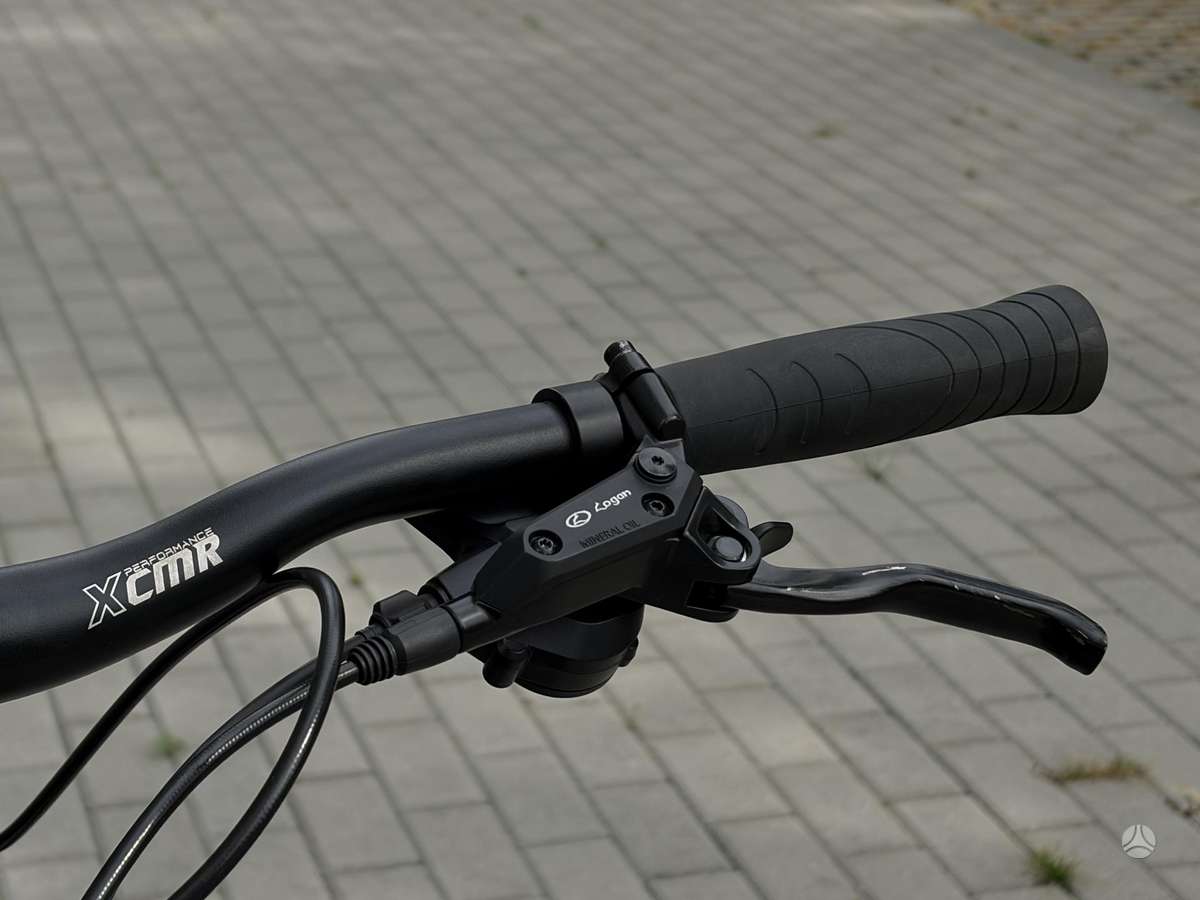 Hybrid bike UMIT 28″