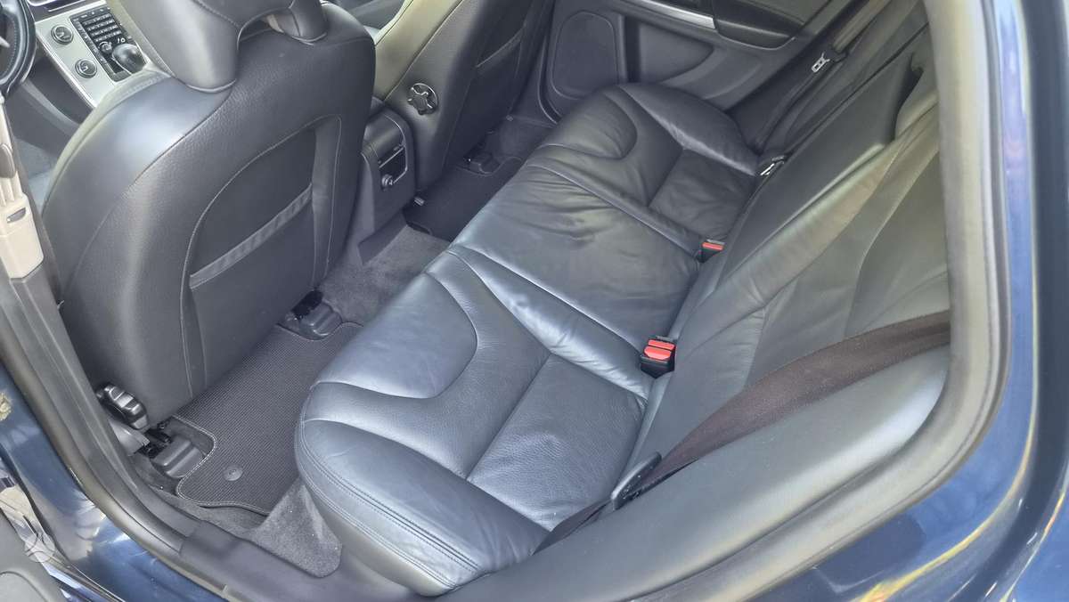 Volvo V60, 2.0 l., universalas
