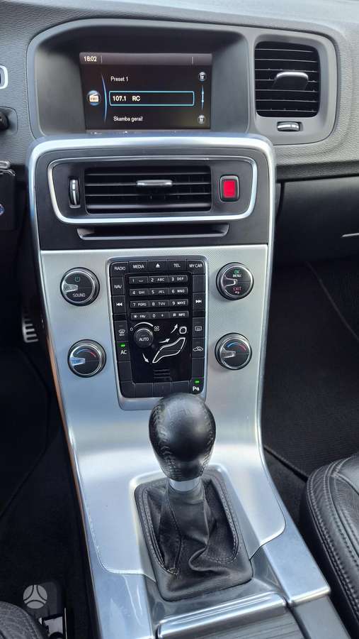 Volvo V60, 2.0 l., universalas