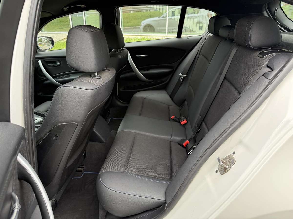 BMW 120, 2.0 l., Хэтчбек