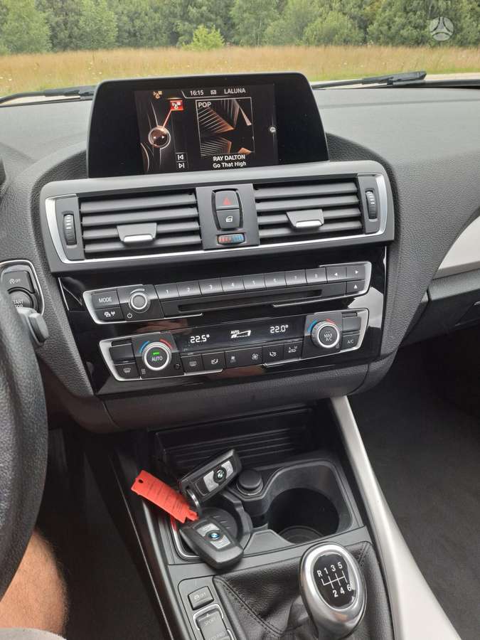 BMW 116, 1.5 l., hatchback