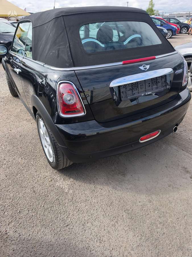 Mini Cooper, 1.6 l., convertible