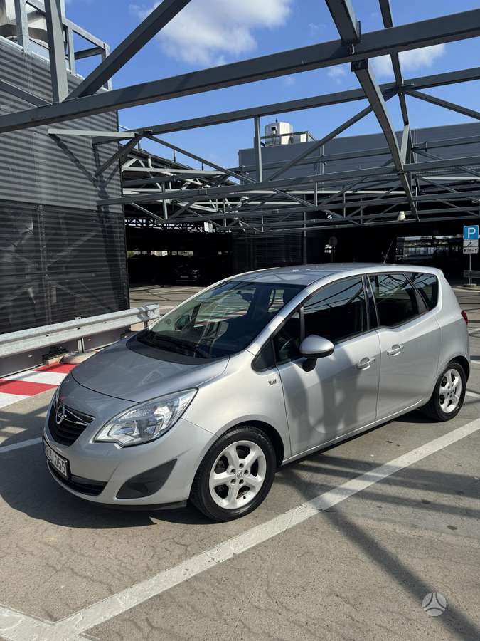 Opel Meriva, 1.4 l., Минивэн
