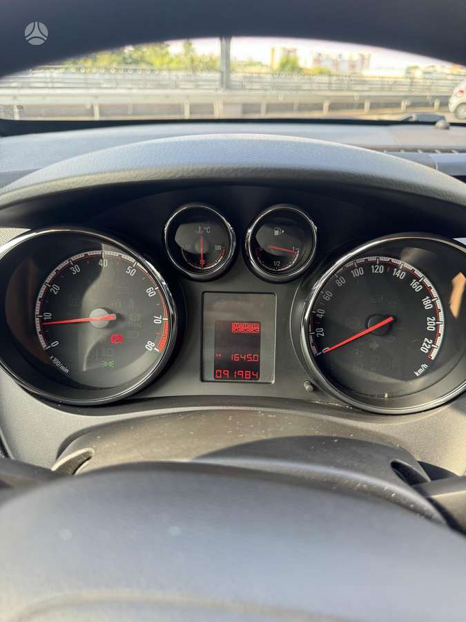 Opel Meriva, 1.4 l., Минивэн