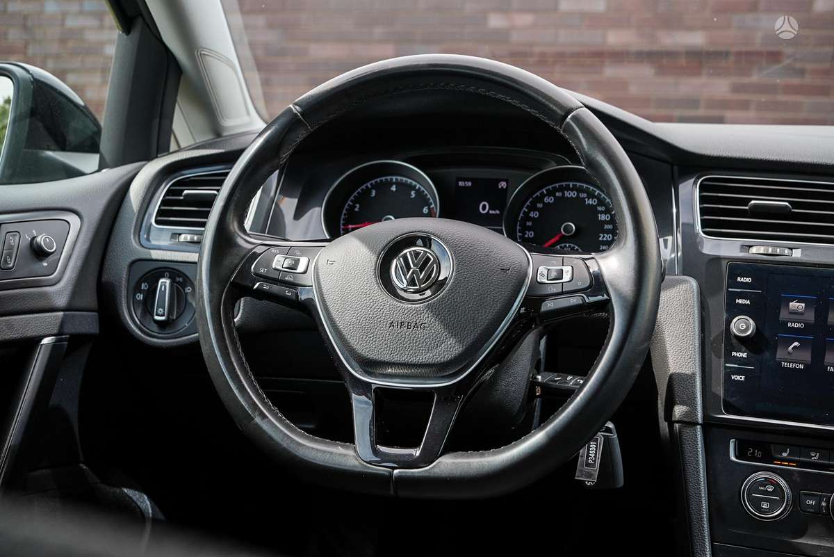 Volkswagen Golf, 1.0 l., hatchback