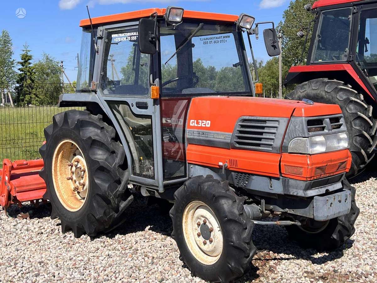 Kubota ĮVAIRIŲ MODELIŲ, тракторы