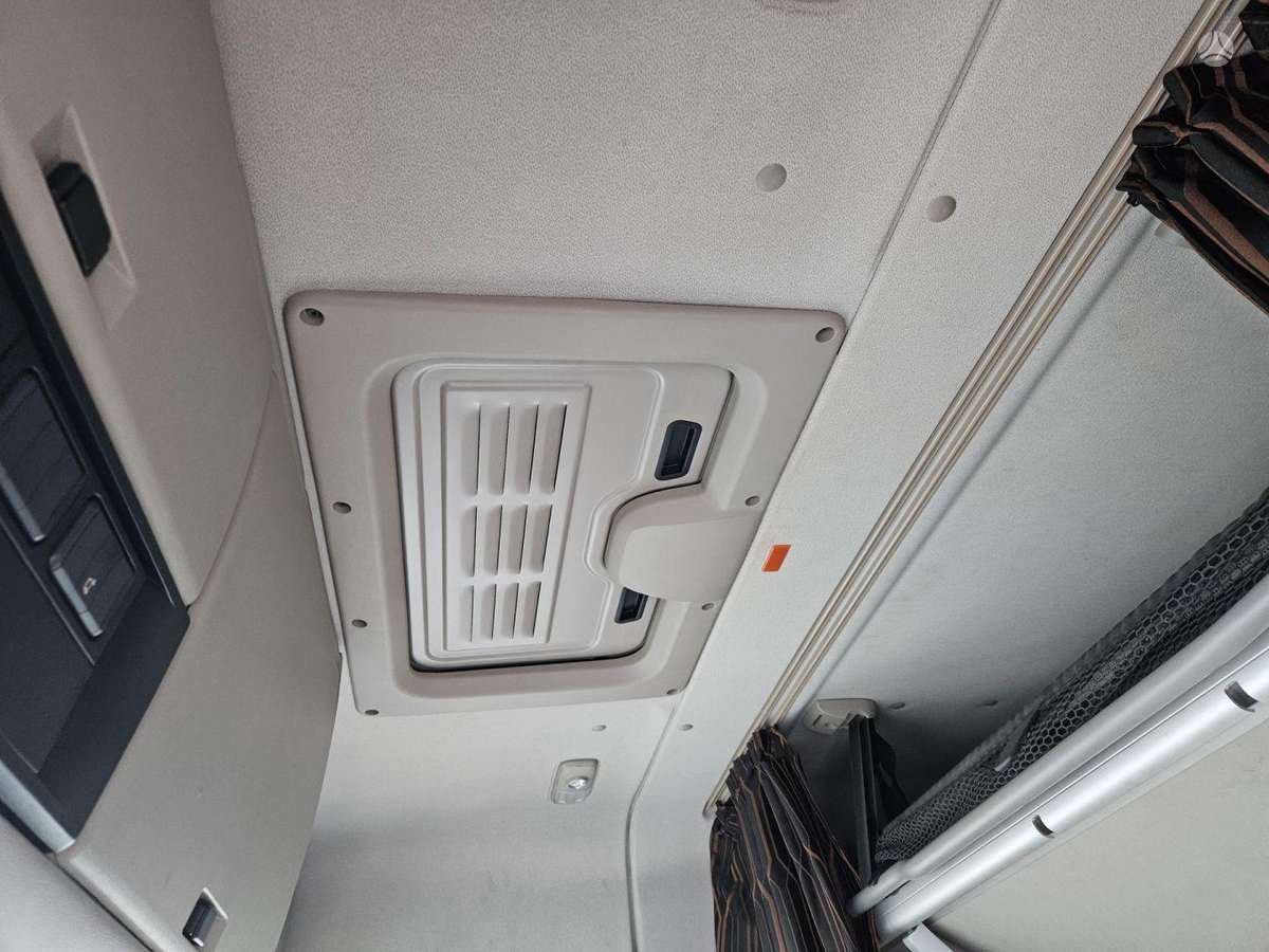 DAF XF 480 FT SC, double sleeper