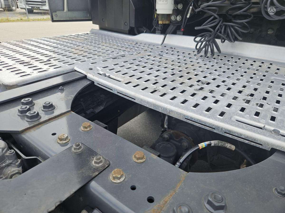 DAF XF 480 FT SC, 2 miegamosios vietos