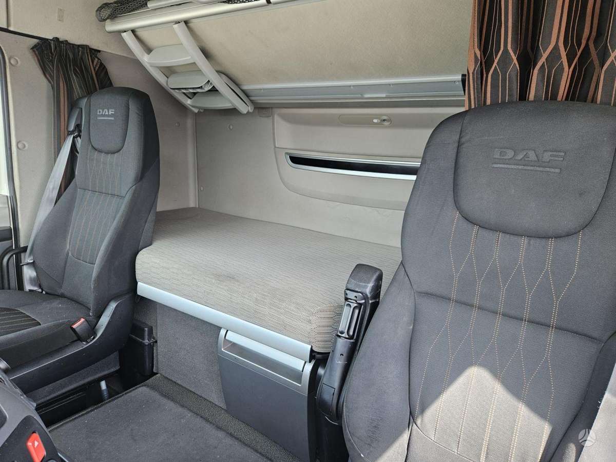 DAF XF 480 FT SC, double sleeper