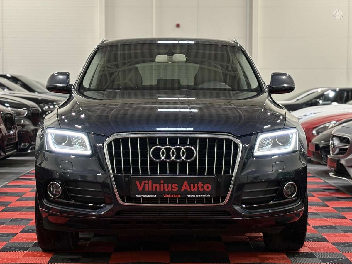 Audi Q5, 2.0 l., Внедорожник / Кроссовер