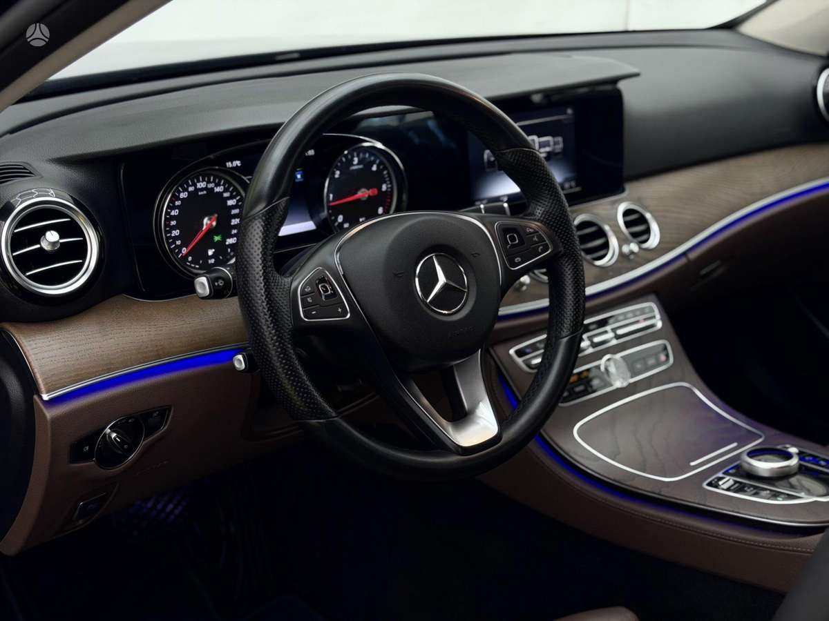 Mercedes-Benz E200, 2.0 l., Универсал