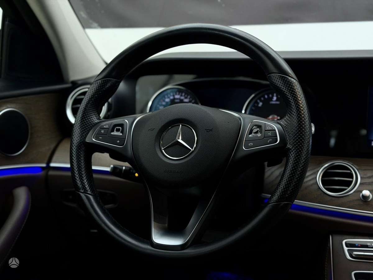 Mercedes-Benz E200, 2.0 l., Универсал