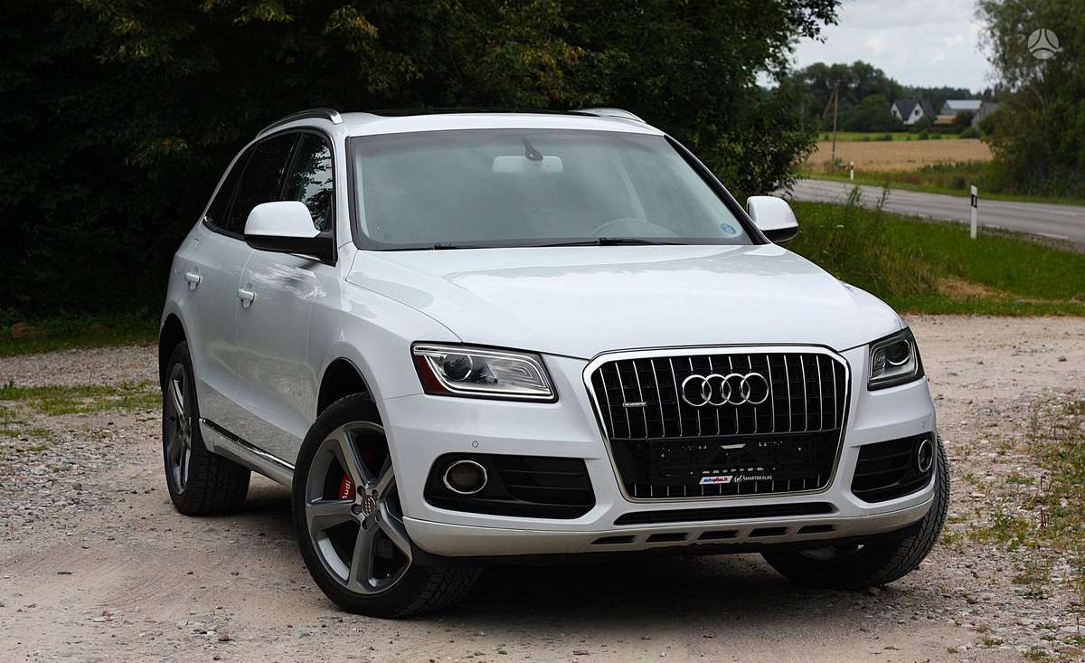 Audi Q5, 3.0 l., off-road / crossover
