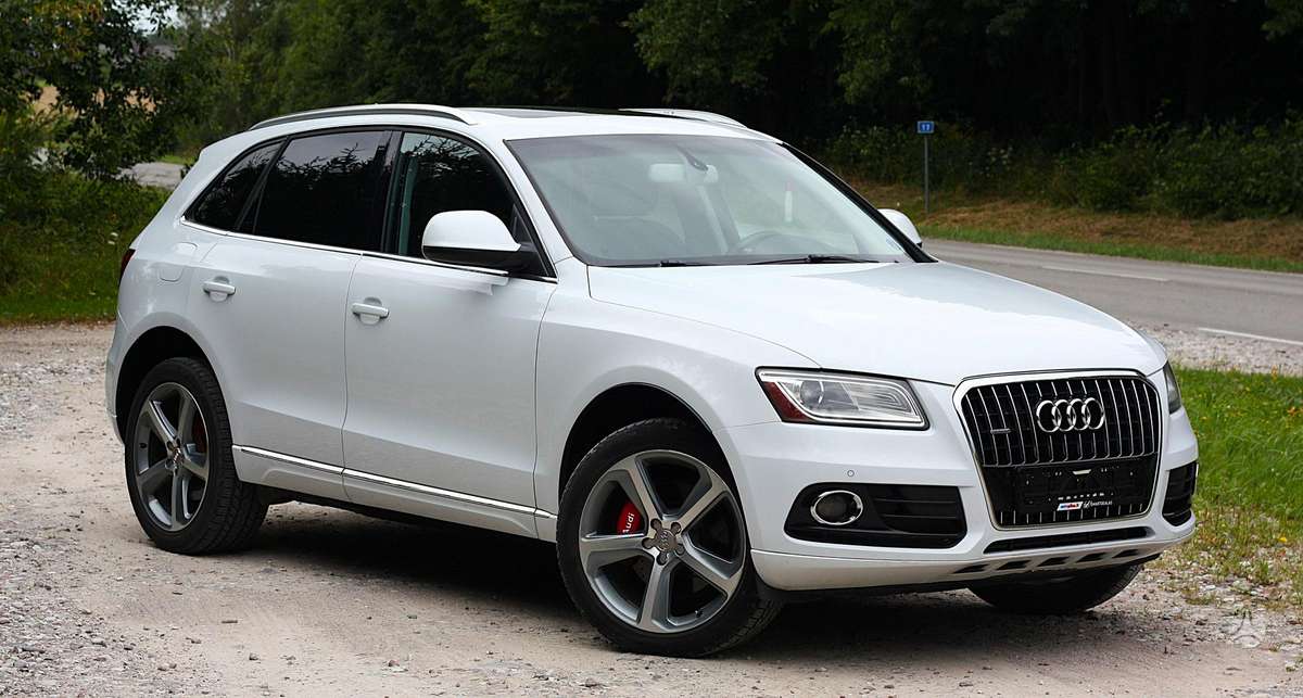Audi Q5, 3.0 l., off-road / crossover