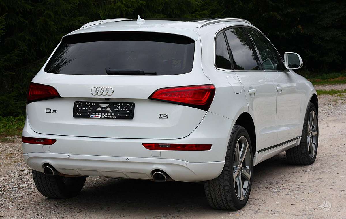 Audi Q5, 3.0 l., off-road / crossover