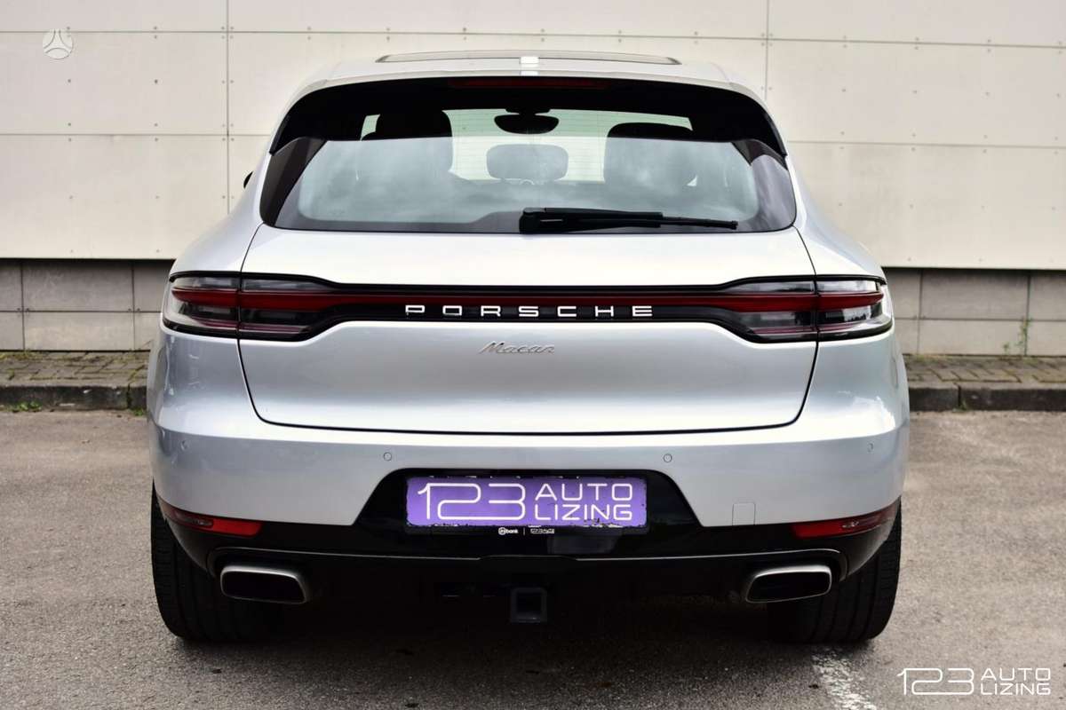 Porsche Macan, 2.0 l., off-road / crossover
