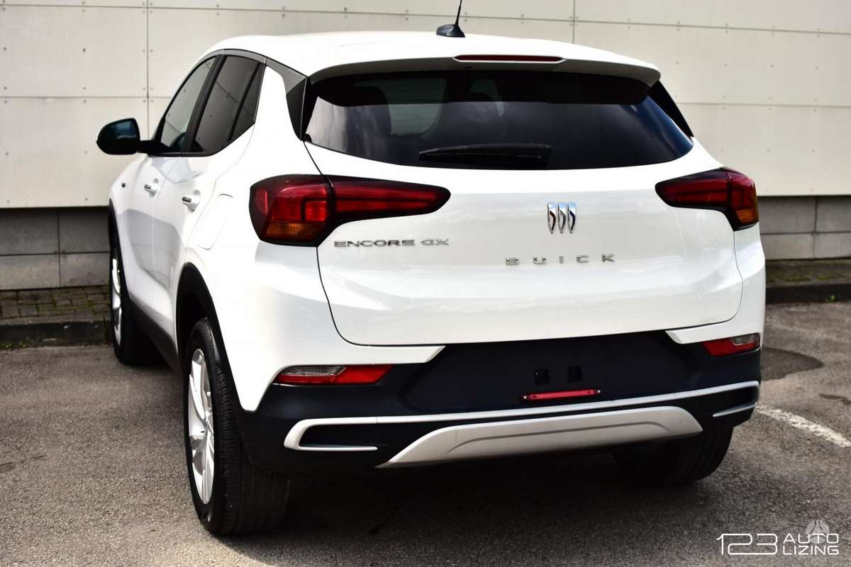 Buick Encore, 1.3 l., off-road / crossover